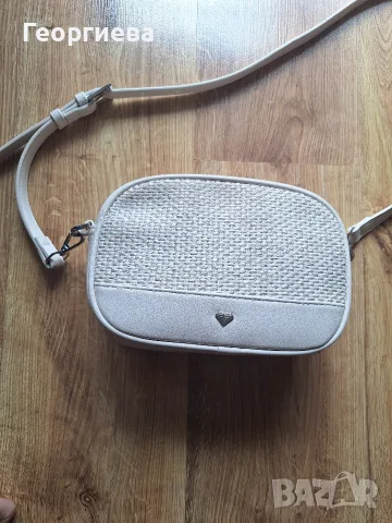 Продавам чанта Roxy и маратонки adidas, снимка 10 - Маратонки - 55943412