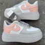Дамски обувки Nike Air Force , снимка 1 - Маратонки - 37964886