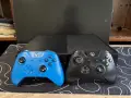 Продавам xbox one с два джойстика, снимка 1