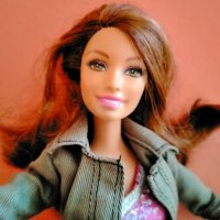 Колекционерска кукла Teresa Barbie Style Тереза Барби CFM78, снимка 2 - Колекции - 40619590