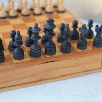 Неизползван дървен туристически шах от '' ГДР '' с магнити, снимка 7 - Колекции - 40196771