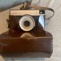 Фотоапарат Смена 8  и калъф, снимка 1 - Антикварни и старинни предмети - 40821459