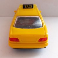 Пластмасова количка Mercedes Benz Taxi, снимка 3 - Колекции - 42064455