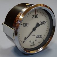 Манометър Fessel 630 bar 4000kN Ф 100 pressure gauge, снимка 1 - Резервни части за машини - 39001414