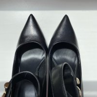 Обувки на ток Versace Jeans, снимка 7 - Дамски обувки на ток - 44336817