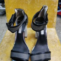 Страхотни дамски сандали с ток Tony Bianco 38 номер, снимка 2 - Дамски обувки на ток - 35469324