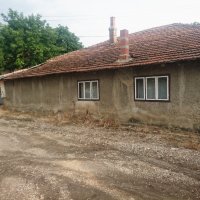 Продава или заменя къща в Айдемир, снимка 1 - Къщи - 36990483