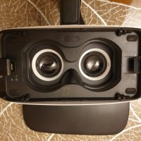 Очила за виртуална реалност Samsung Gear VR, снимка 8 - 3D VR очила за смартфон - 32183339