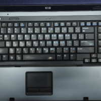 лаптоп HP 6715s, снимка 3 - Лаптопи за дома - 44690011
