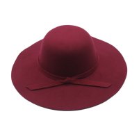 Стилна дамска шапка в цвят бордо, снимка 3 - Шапки - 40656205