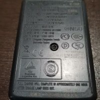 Оригинално зарядно Sony BC-CSGE за батерии NP-BG1, снимка 2 - Батерии, зарядни - 32137235