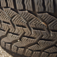 4 зимни гуми Tigar на джанти за Мерцедес  W211, снимка 7 - Гуми и джанти - 44756050