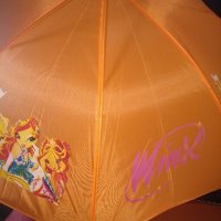 Голям чадър на Уйнкс,намален, снимка 1 - Чадъри - 42141838