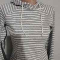 РАЗПРОДАЖБА нова блузка с качулка , снимка 12 - Блузи с дълъг ръкав и пуловери - 38658933