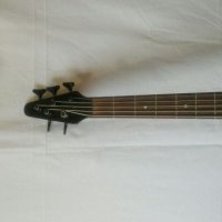 Продавам бас 5 струнна китара"Hohner" , снимка 2 - Струнни инструменти - 40250994