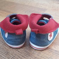 Бебешки буйки 6-9 м, снимка 2 - Бебешки обувки - 32146814
