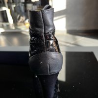 Дамски обувки, снимка 3 - Дамски ежедневни обувки - 42923238