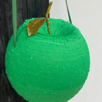 Пинята Зелено ябълко , снимка 1 - Декорация за дома - 44149751