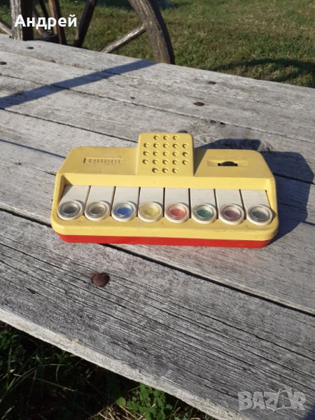 Стара музикална играчка Laura, снимка 1