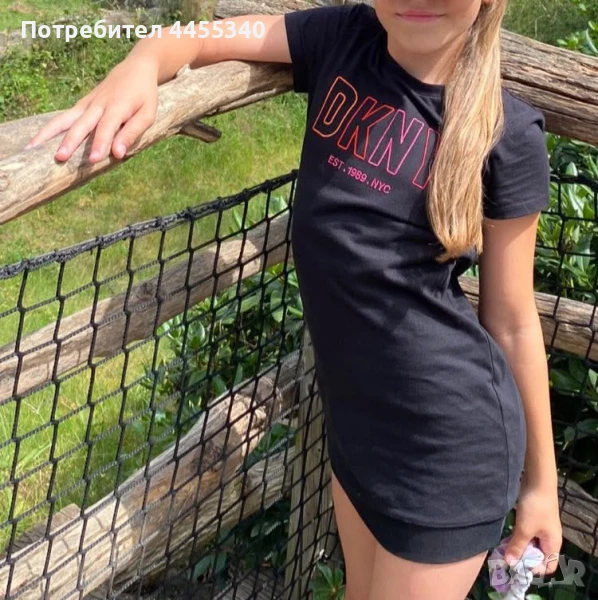 Детска рокля DKNY NYC с цветен надпис слагано само веднъж , снимка 1