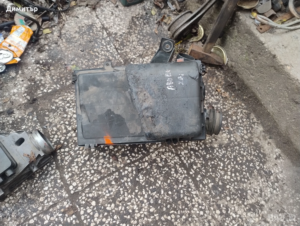 Кутия Въздушен Филтър За Ауди 80 Б4 2.0И 115кс. 1994г / Audi 80 B4 2.0I 115Hp 1994y, снимка 1