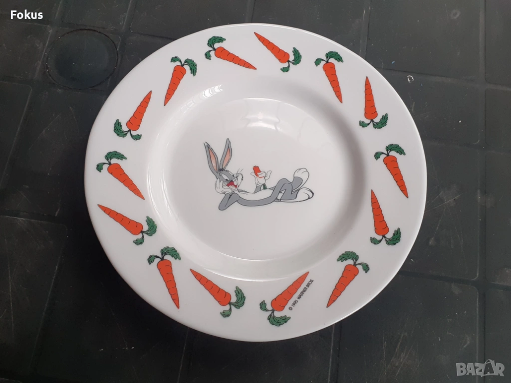 Бъгс Бъни колекционерска чиния Warner Bros 1995, снимка 1
