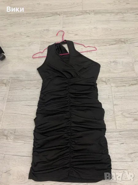 Рокля в размер S-M, снимка 1