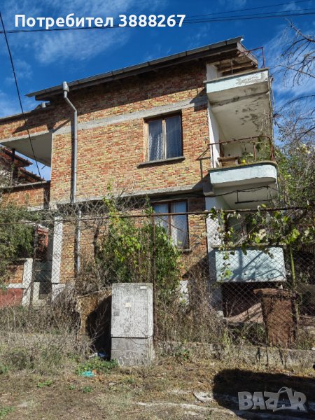 Триетажна къща с. Равна гора община Созопол, снимка 1