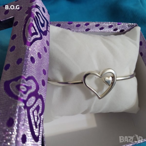 Нова, сребърна масивна гривна с кутия., снимка 1