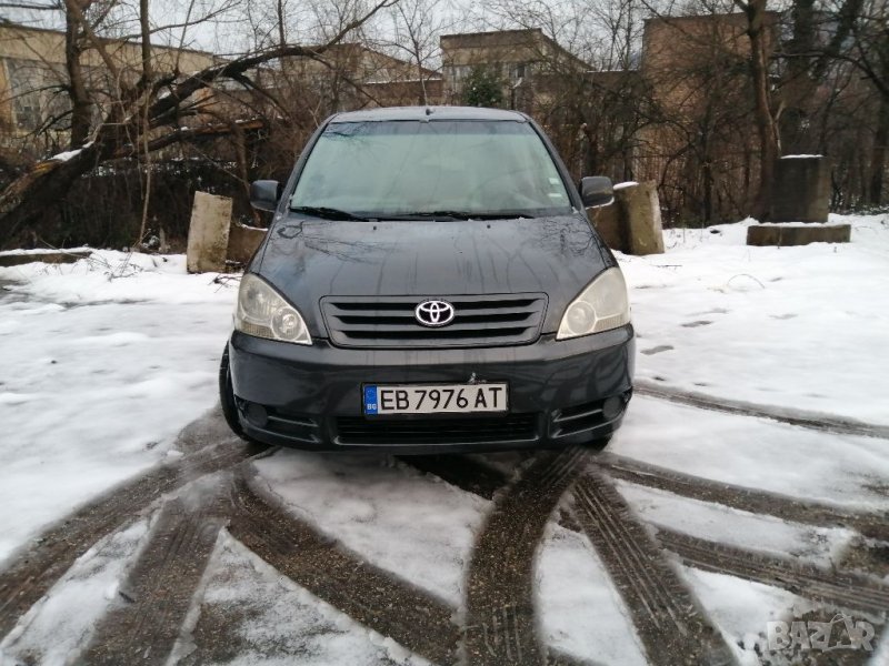 Toyota Avensis verso D4D Тойота Авенсис Версо Д4Д Дата на производство - май 2004г. Тип двигател - Д, снимка 1