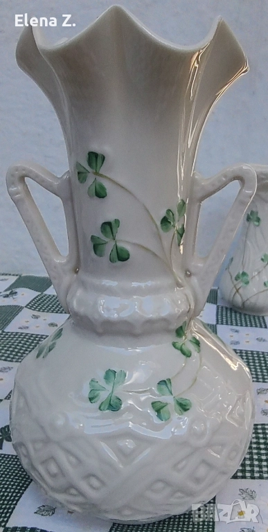 Belleek Ваза лира-арфа от Ирландия, снимка 1