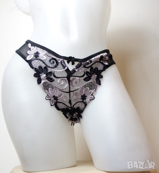 XS/S размер черна прашка с бродерия отпред, снимка 1