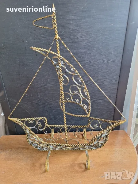 стар метален сувенир кораб, снимка 1