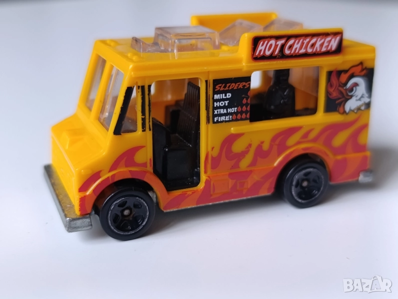 Hot Wheels Quick Bite – Hot Chicken Food Truck, снимка 1