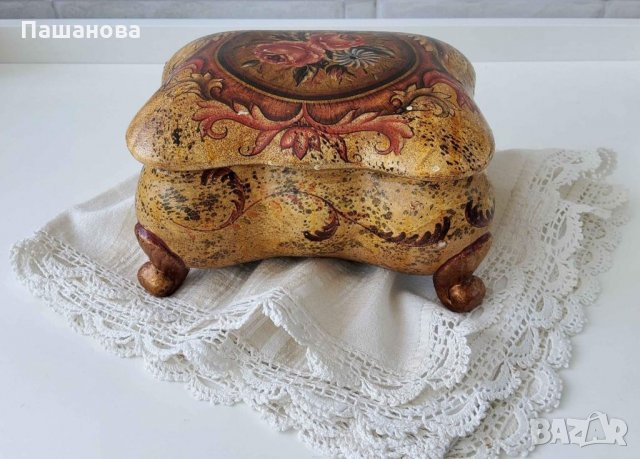 Бижутиера, снимка 2 - Антикварни и старинни предмети - 35562368