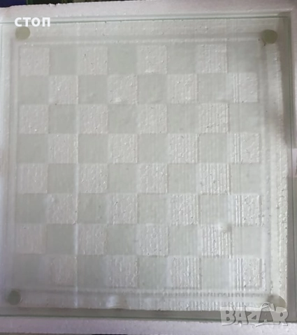 Шах със стъклени фигури, снимка 3 - Настолни игри - 52762900