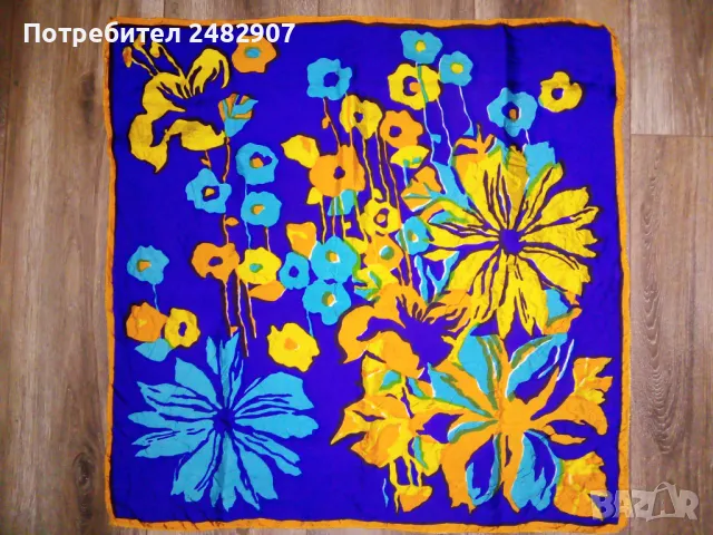 Стара кърпа за глава/забрадка, снимка 2 - Шалове - 48673102