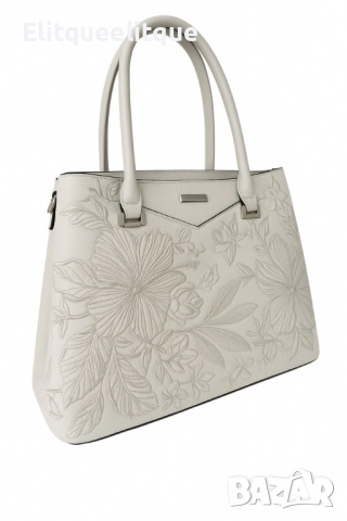 Елегантна дамска чанта с флорална бродерия, снимка 4 - Чанти - 52173687