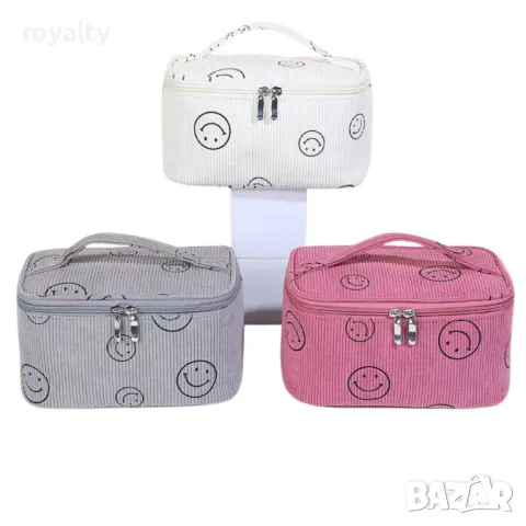 Голям козметичен несесер, снимка 9 - Портфейли, портмонета - 49003348