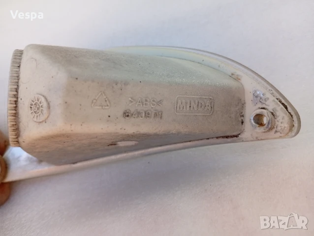 640971 Piaggio Vespa LX50 заден десен мигач , снимка 3 - Части - 51318156