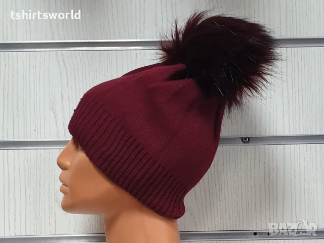 Нова зимна дамска шапка с камъчета с пух/помпон в цвят бордо, снимка 5 - Шапки - 48209315