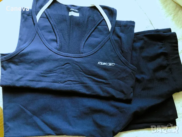 Спортен комплект Reebok – Топ и панталон – Размер M