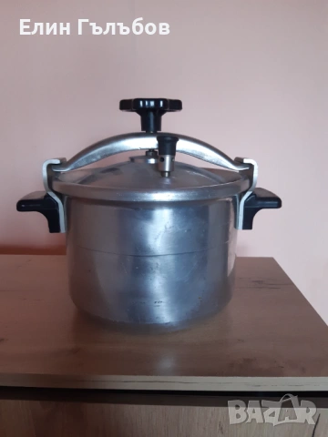 Тенджера под налягане Минутка, руска, 4.5 литра