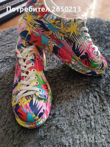 Дамски сникърси