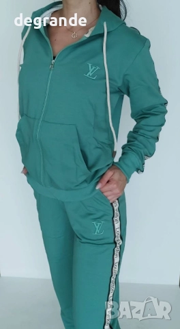 Дамски екип Louis Vuitton БОГАТ ИЗБОР ОТ ЦВЕТОВЕ , снимка 7 - Спортни екипи - 51598324