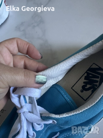 нови оригинални кецове Vans 40 размер, снимка 4 - Кецове - 55981348