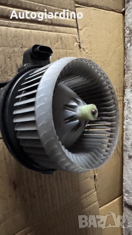 Вентилатор за парно зa Toyota Auris -  272700-8103