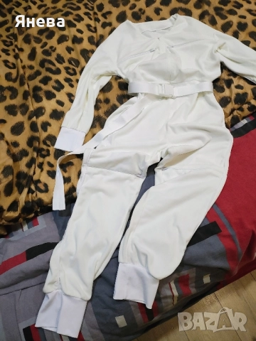 Дамскиспортен плюшен гащеризон, снимка 4 - Гащеризони - 52078025