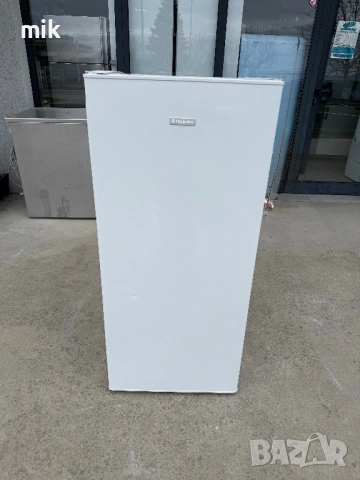 Хладилник AEG Elektrolux 121 см, снимка 2 - Хладилници - 53945708