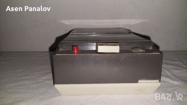 Радиокасетофон Philips-1966г., снимка 5 - Радиокасетофони, транзистори - 39703252